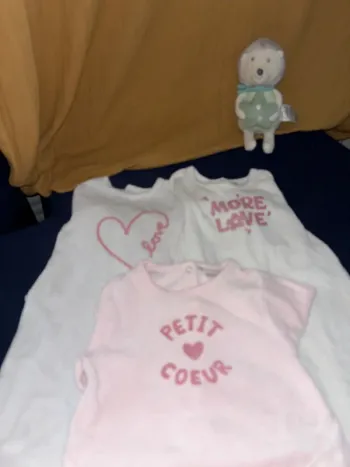 Lot 3 pyjamas velour love Orchestra