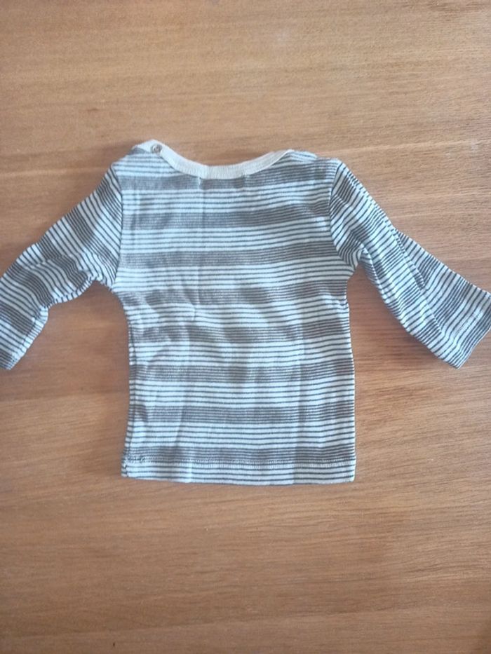 Lot 2 t-shirts manches longues 3 mois - photo numéro 4