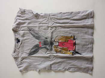 Tee shirt