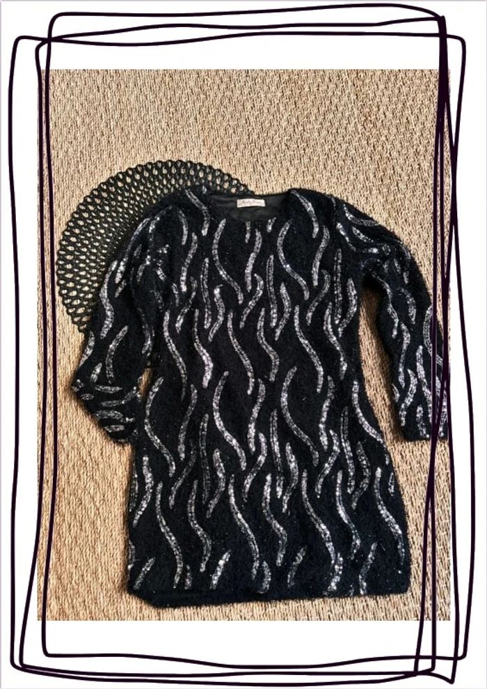 Robe pull noir argent