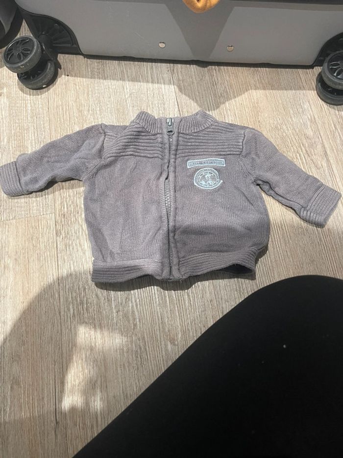 Gilet taille 3 mois - photo numéro 2