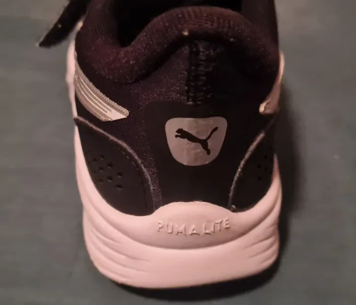 Baskets Puma pointure 32 - photo numéro 3