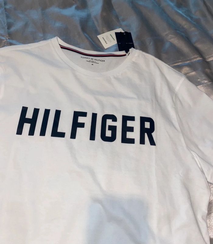 T-shirt tommy Hifilger - photo numéro 3