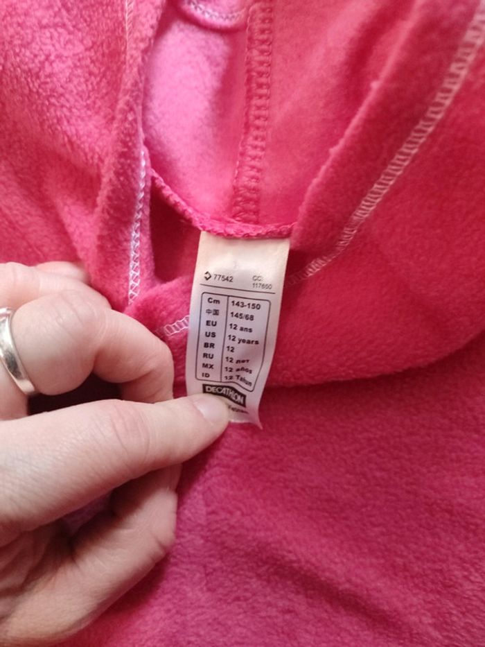 Pull rose de marque Decathlon taille 12 ans - photo numéro 3