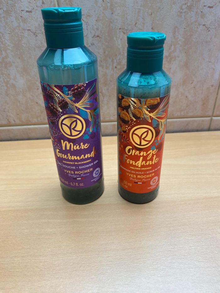 Gel douche mûre gourmande et gommage en huile orange fondante Yves rocher