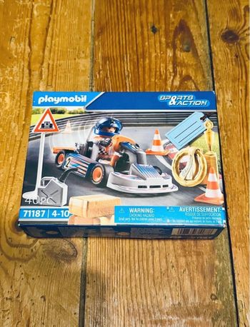 Playmobil 71187 coffret Pilote de Kart karting circuit voiture course plots panneaux