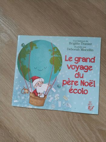 Livre le grand voyage du père Noël ecolo