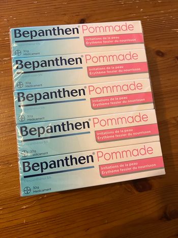  lot de 10 crèmes de change  neuf 30g expire 2028