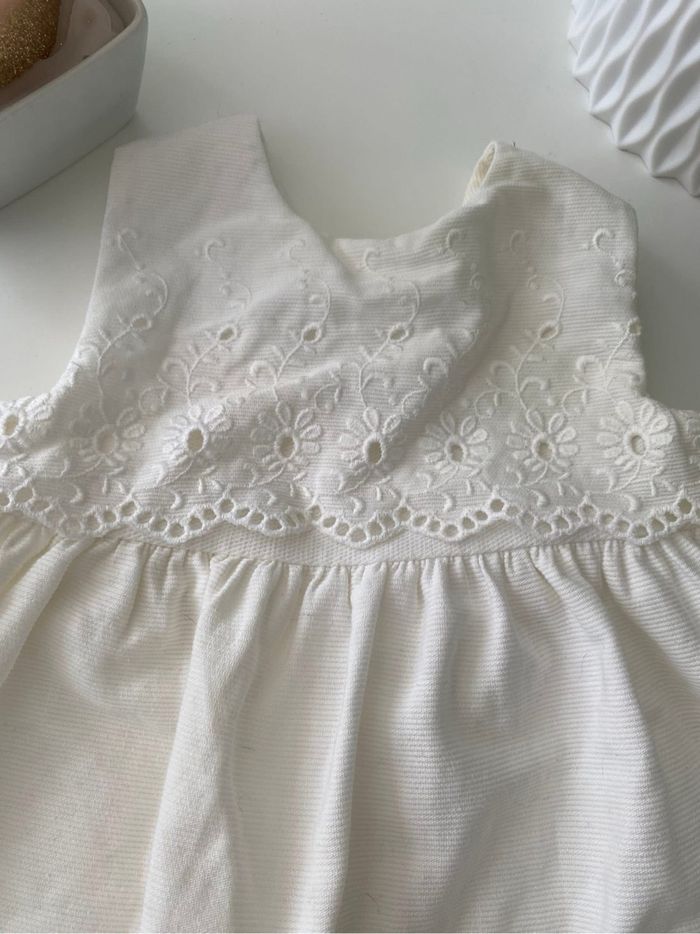 Lot jolies robes de qualité - photo numéro 2
