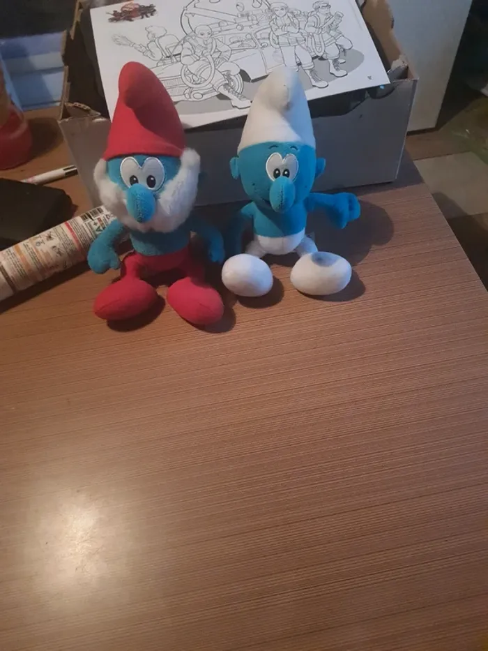 Lot de 2 peluche schtroumpf - photo numéro 4