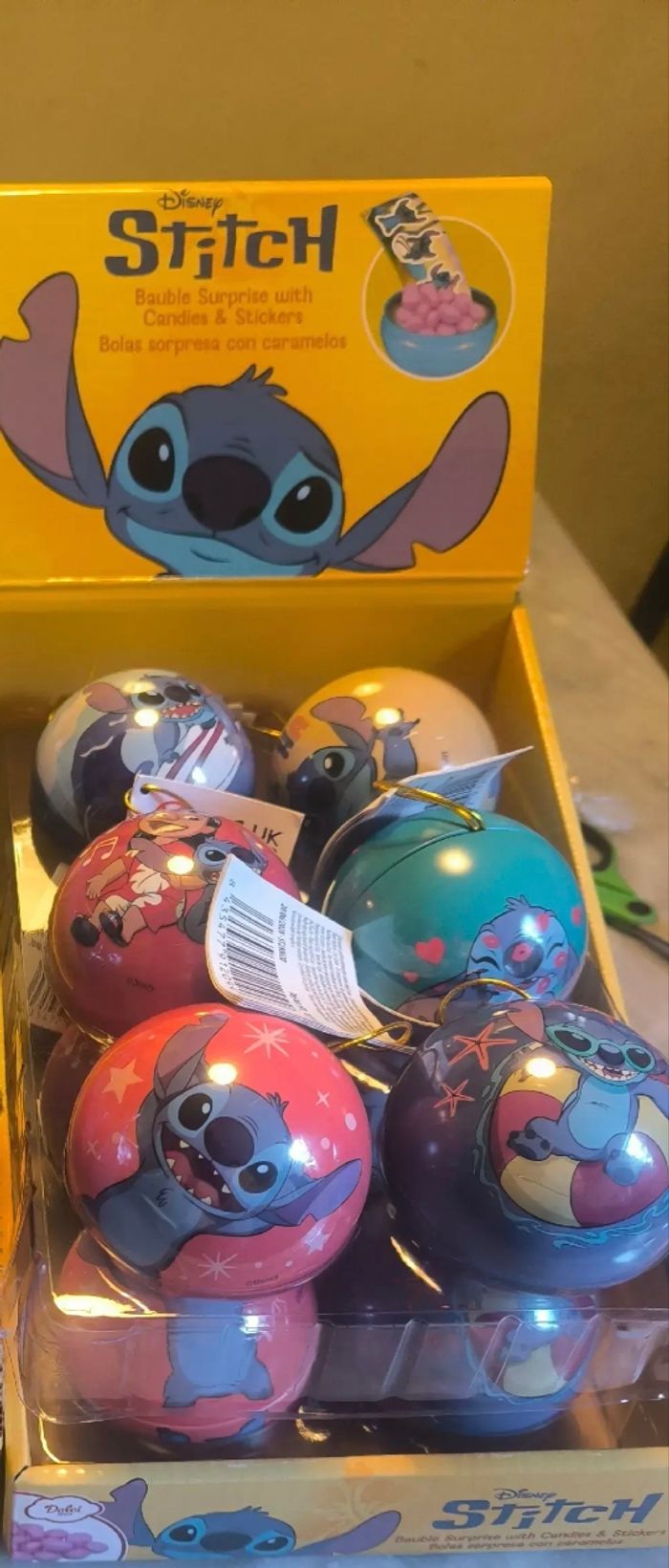 1 Boule stitch pour mettre dans le sapin  🎄