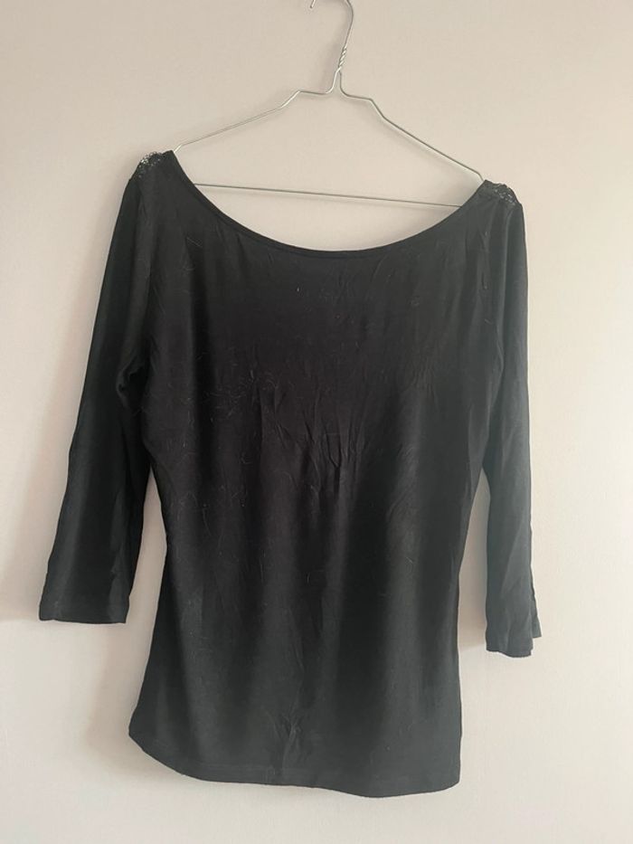 T shirt noir - photo numéro 2