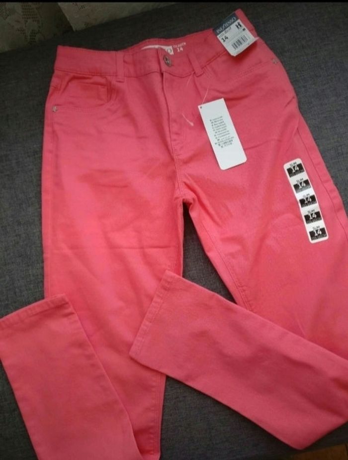Pantalon rose fushia 14 ans neuf