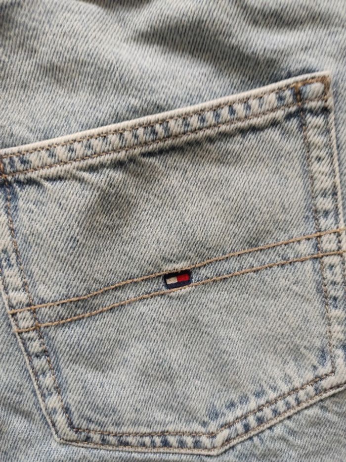 Short straight jeans bleu clair neige cropped effilé taille réglable 16 ans / 176 cm Tommy Hilfiger - photo numéro 6