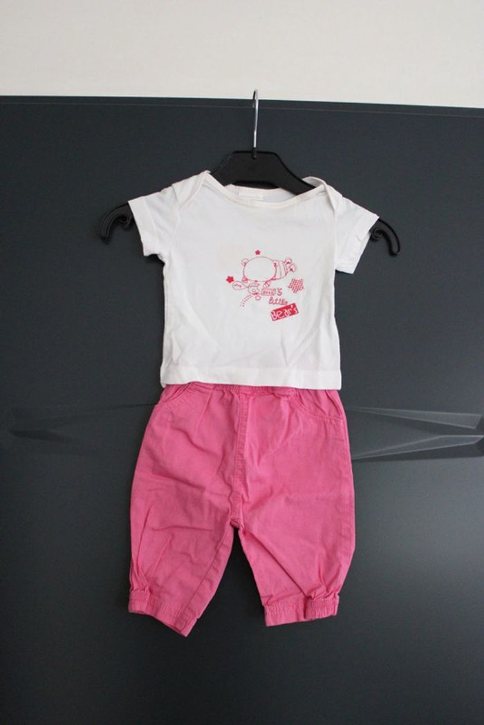Ensemble léger t-shirt manches courtes + pantalon taille 1 mois 50-54 cm - photo numéro 5