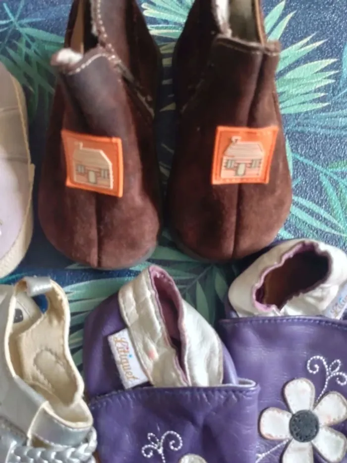 Gros lot de 9 paires de chaussons et chaussures pour bébé fille 3 à 12 mois - photo numéro 6