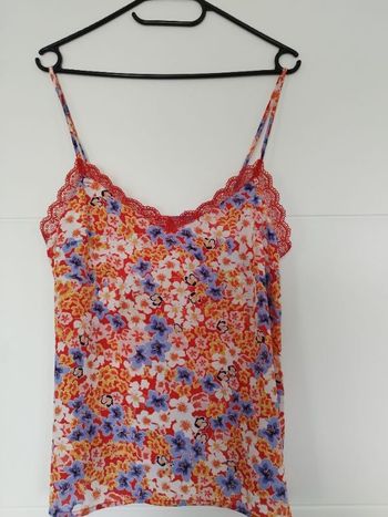 Débardeur léger motif floral