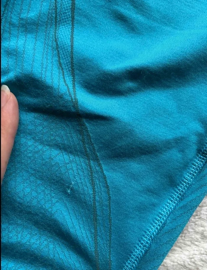 Ensemble Gymshark Apex Seamless Femme Bleu – Brassière L + Legging M – Comme Neuf – Valeur 102€ - photo numéro 16