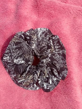 Chouchou noir et blanc