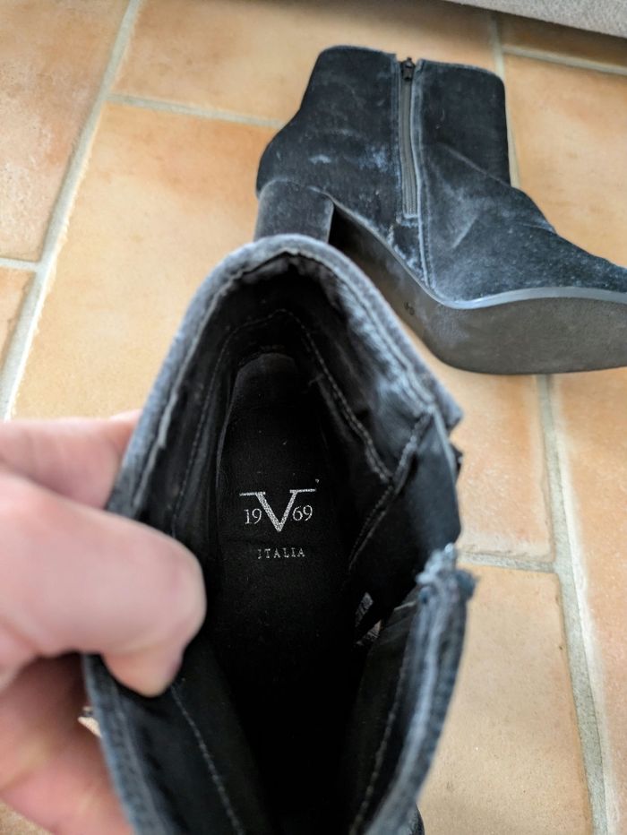 Bottines en velours Versace V1969 - photo numéro 8