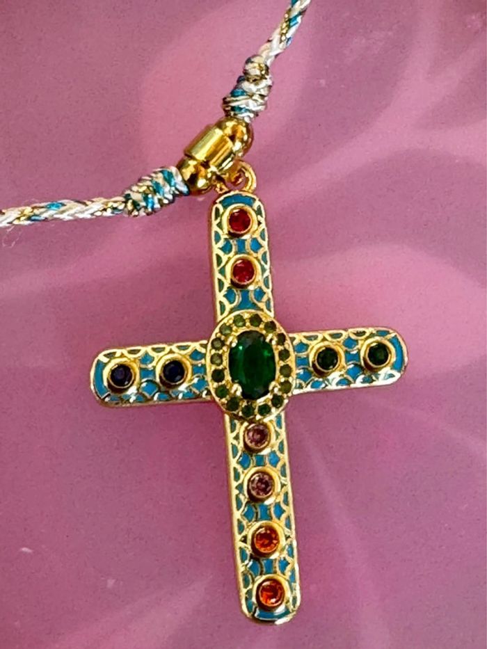Collier cordons tressé croix xl acier inoxydable or résine turquoise cristaux habaha Paris - photo numéro 8