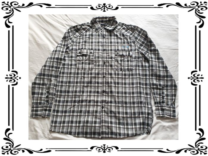 Chemise taille XXL.