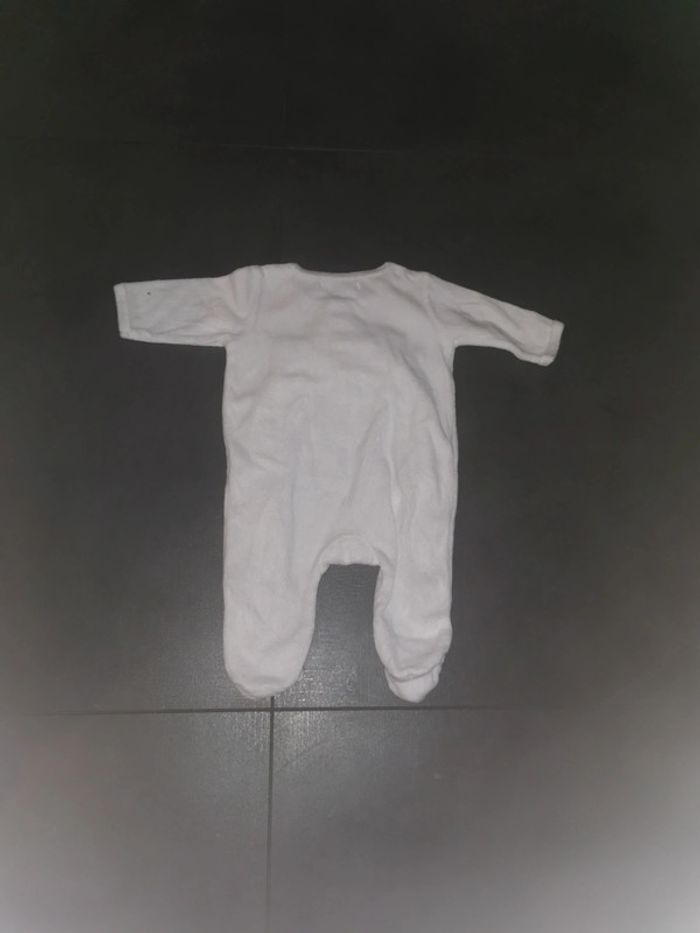 Très beau pyjama 1 mois Gémo - photo numéro 4