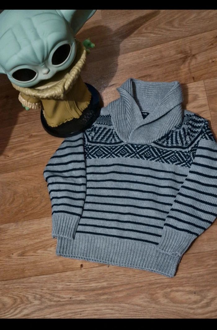 Pull façon laine avec col en TBE