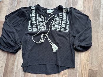 - Blouse Jubylee   - Taille S/M - Très bon état