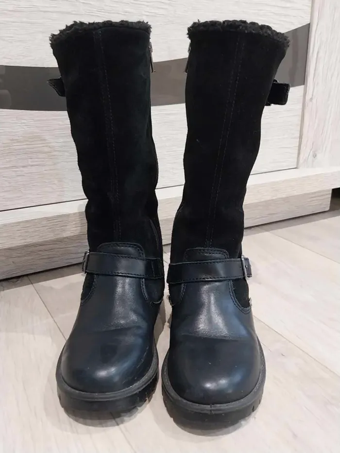 Botte fourrée T.32 - photo numéro 2