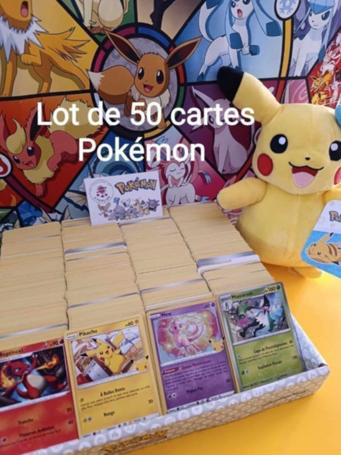 Lot de 50 Cartes Pokemon sans Double Dont 3 Brillantes + des autocollants
