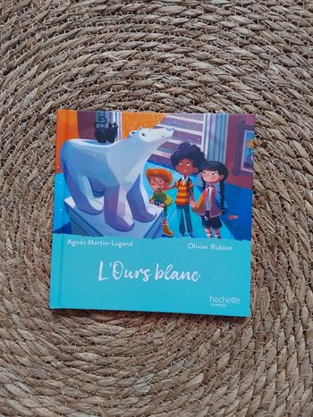 L Ours blanc, hachette, neuf