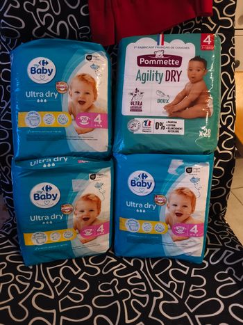 Lot de 5 paquets de couches taille 4 