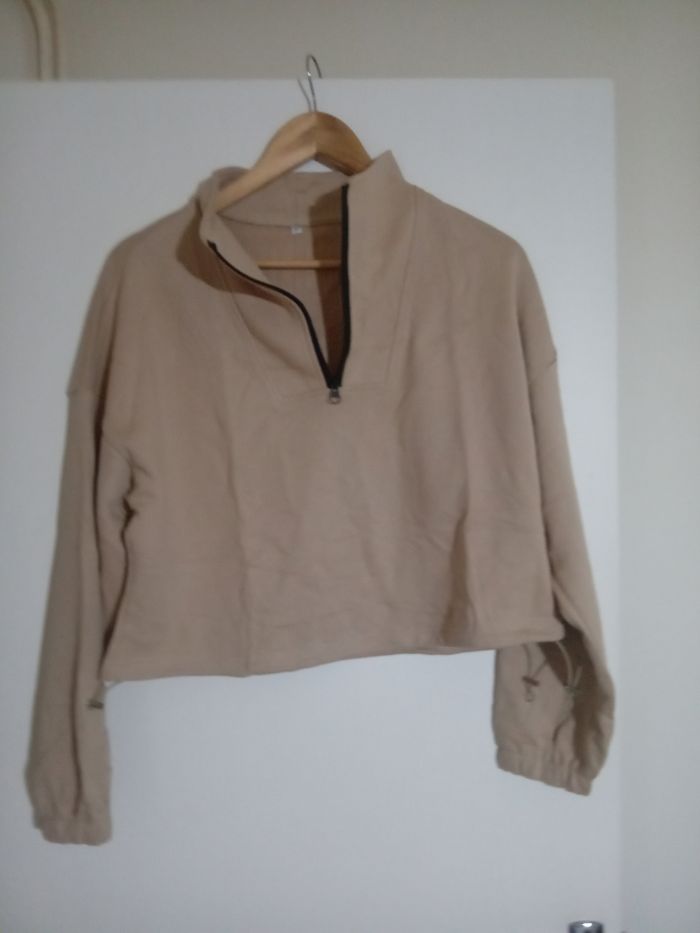 Sweat  court  Neuf  femme - photo numéro 2