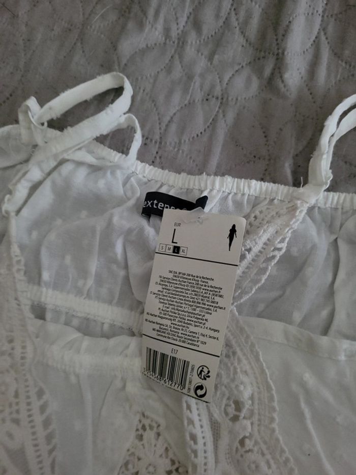 Robe dentelle - photo numéro 2