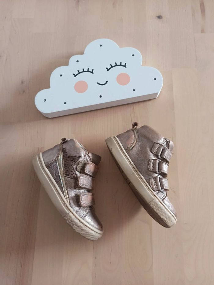 Baskets montantes en taille 24