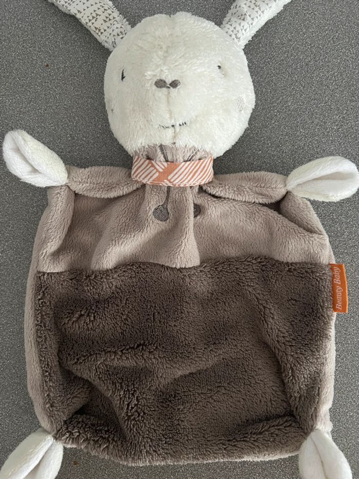 Doudou plat lapin marron tout doux Beauty Baby - photo numéro 2