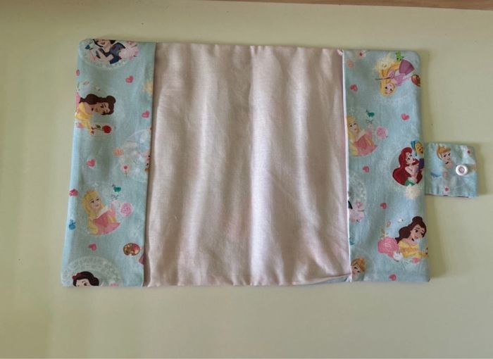 Protège carnet de santé thème Princesses - photo numéro 6