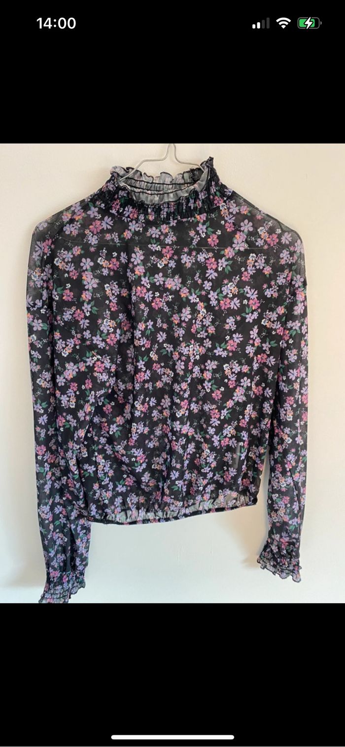 Blouse à fleurs transparentes - photo numéro 2