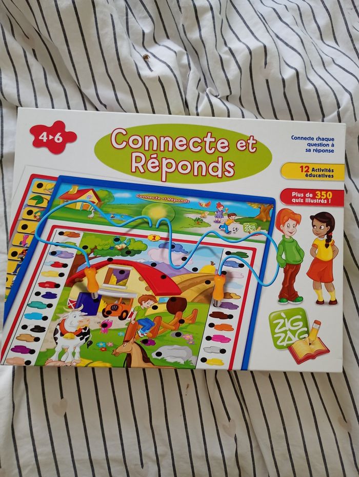 Jeu éducatif connecte et réponds