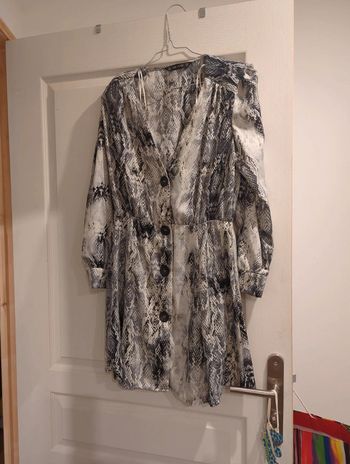 Robe taille M Zara en très bon état
