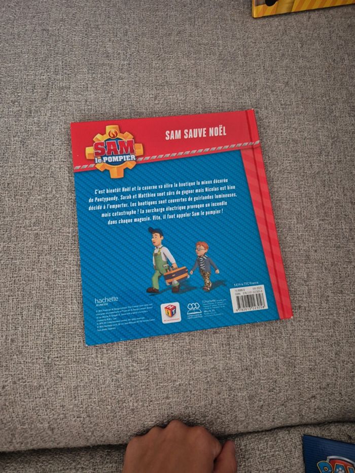 Livre Sam le pompier "sam sauve noël" - photo numéro 2