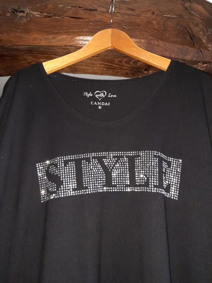 T-shirt noir - photo numéro 2
