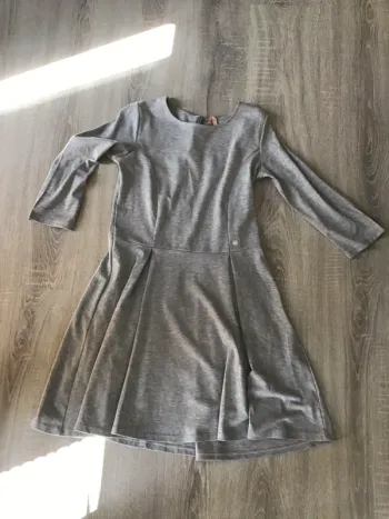 Robe patineuse grise