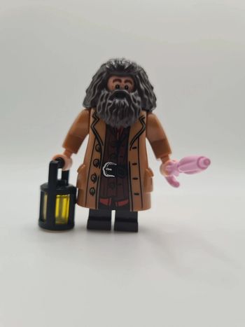 Figurine type lego Hagrid Harry Potter