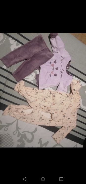 2 pyjamas 6 mois