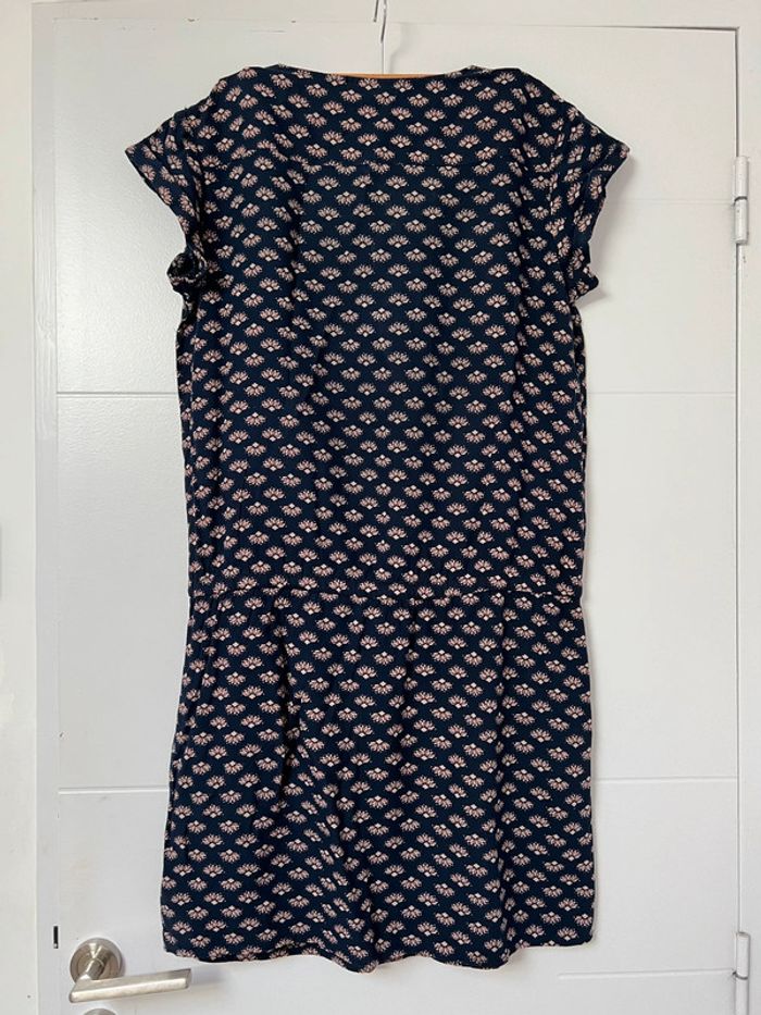 Robe Kiabi taille 38 - photo numéro 5