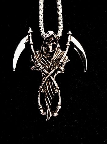 Chaîne + pendentif gothique