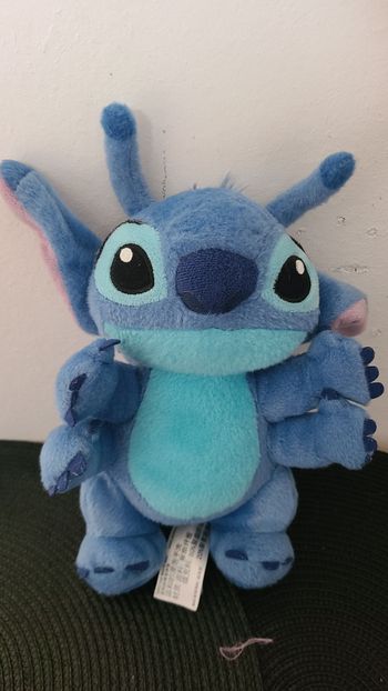 Peluche Stitch DISNEY PARKS Lilo et Stitch bleu 4 bras