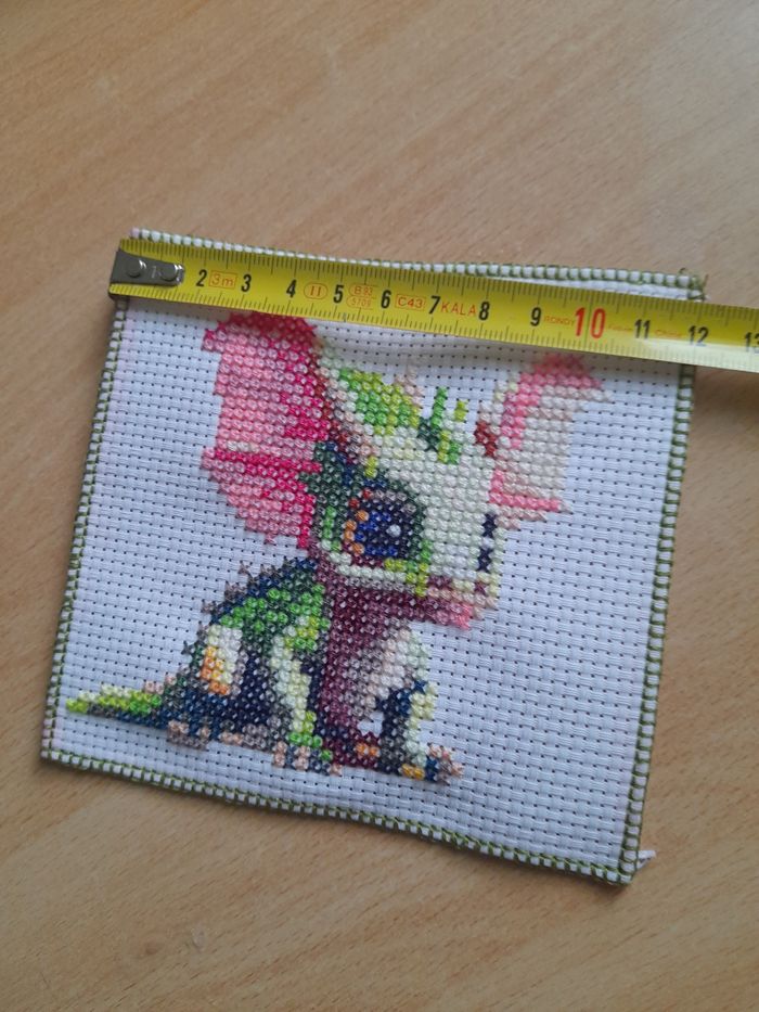 Broderie bébé dragon - photo numéro 7